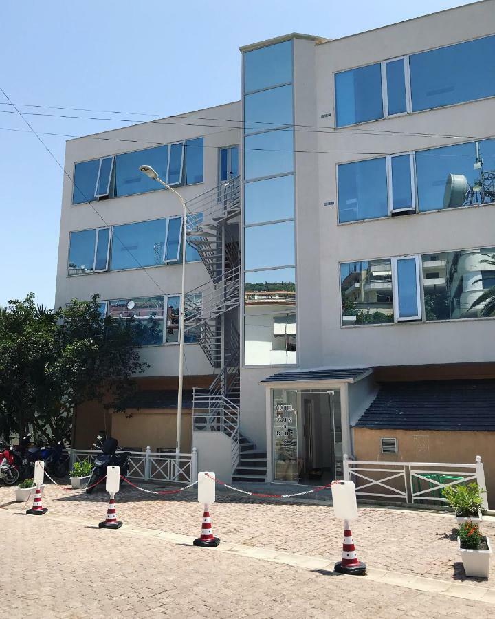 Sun N Blue Hotel Saranda Kültér fotó